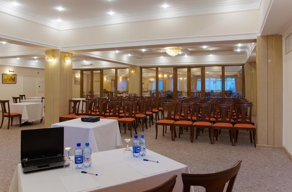 Astana International Hotel Almaty Exterior foto